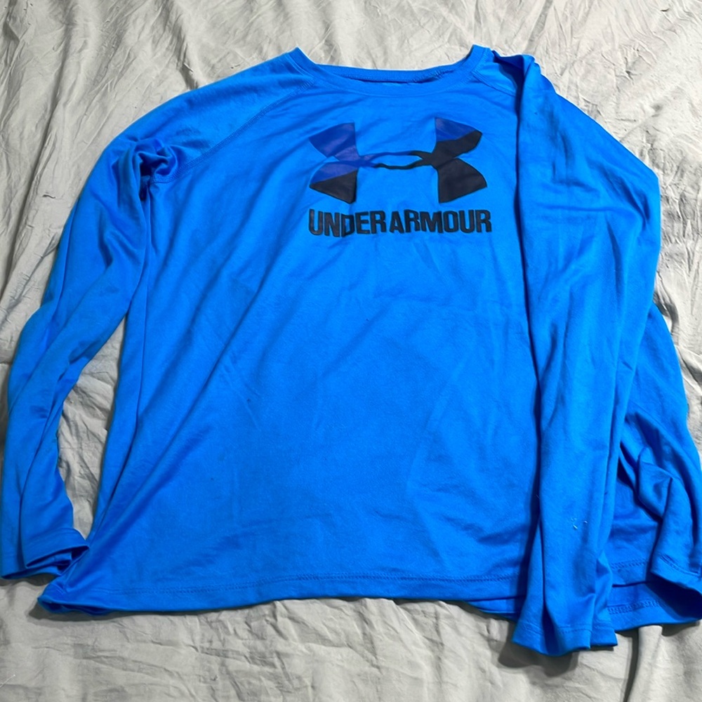 Under Armour long sleeve dri-fit